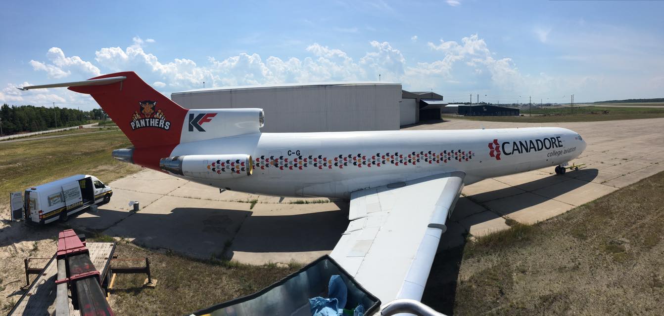 Boeing 727 Airplane Wrap - Gateway Signs and Graphics